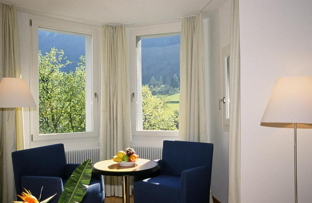 Hotel Fravi Андер Экстерьер фото